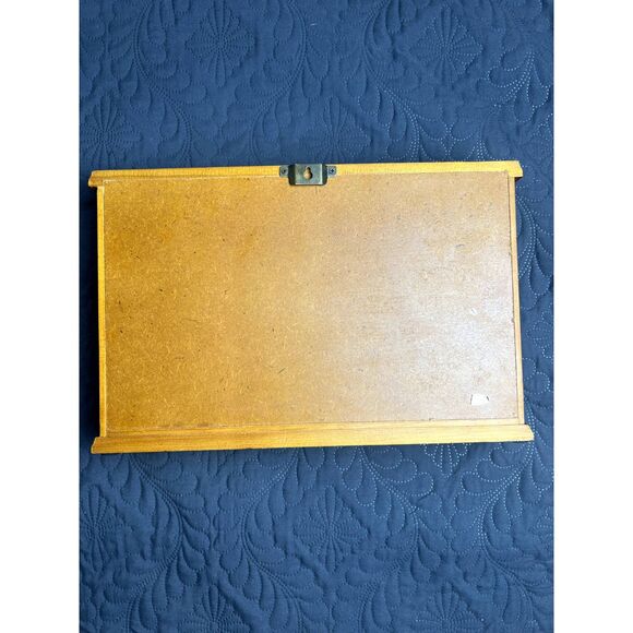 SOLID WOOD NASCAR 12 DIECAST CAR DISPLAY CASE - WALL MOUNT for Collectors: Used - Picture 3 of 11